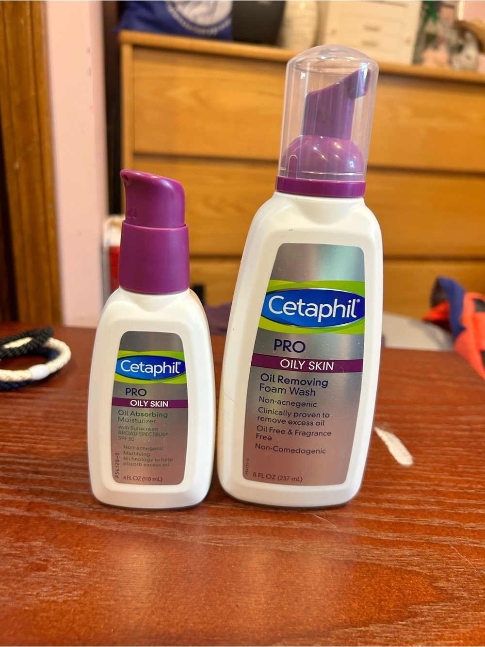 Cetaphil Oily Skin Face Wash 8oz And Moisturizer 4oz Brand New
